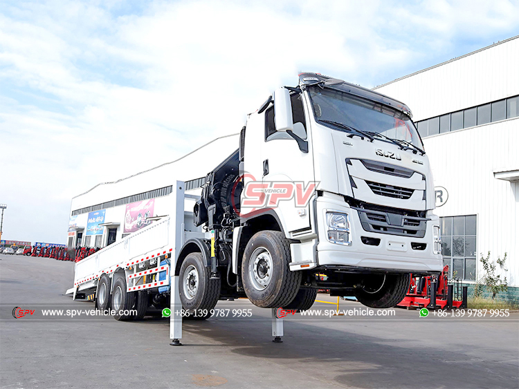 ISUZU 8x4 Articulated Crane Truck - Front Right Side
